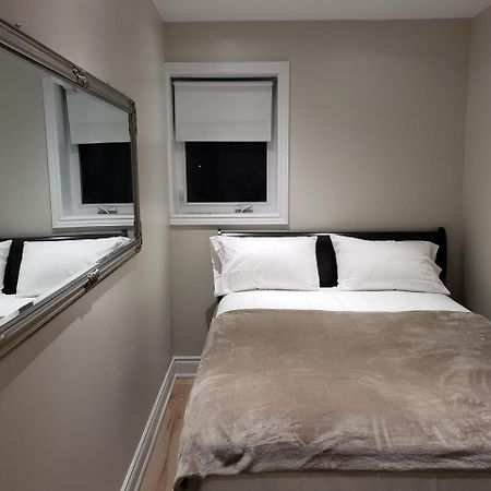 Toronto Rooms And Suites 外观 照片